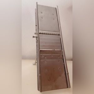 Bron Coucke Mandoline Slicer